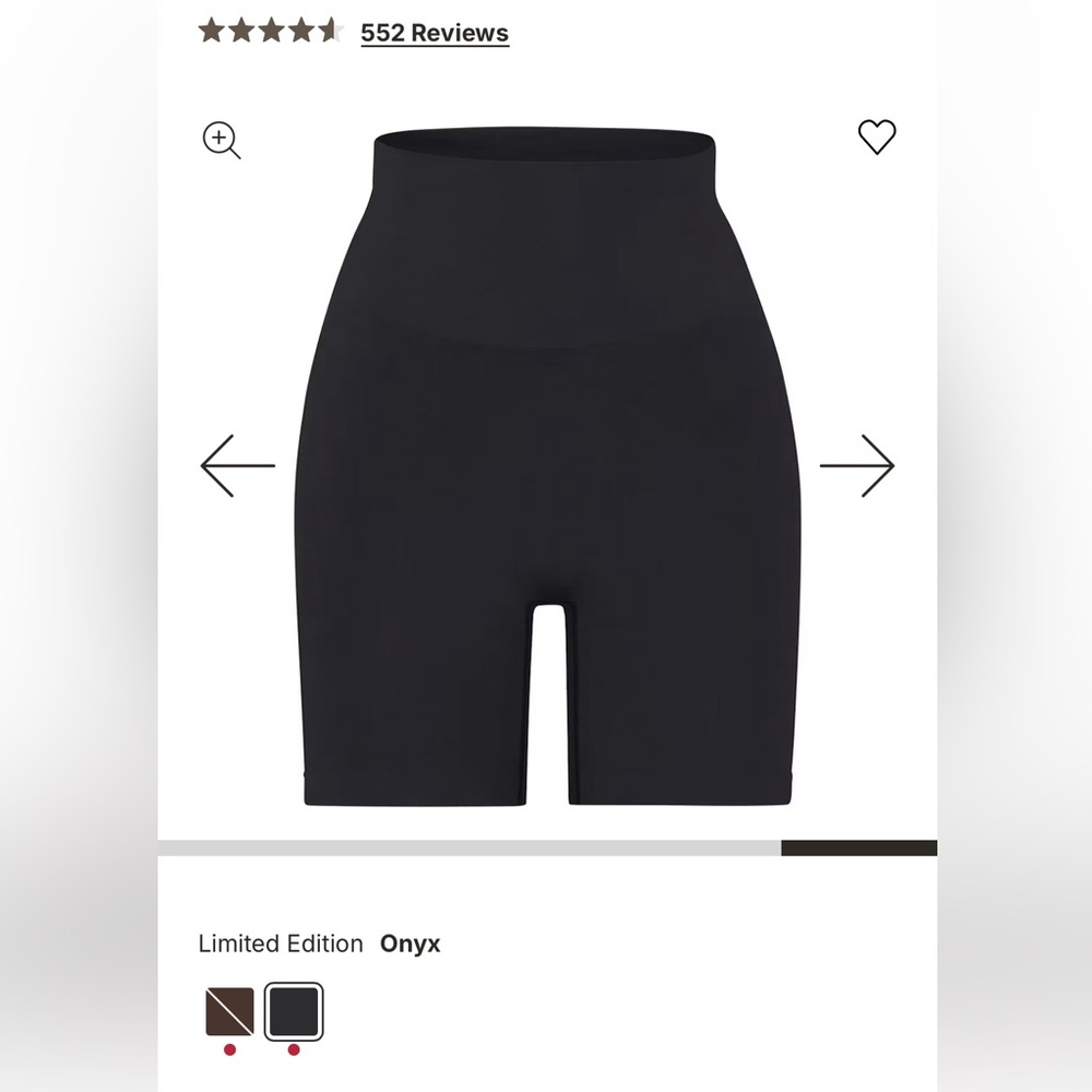 SKIMS Soft Smoothing Seamless shorts Black